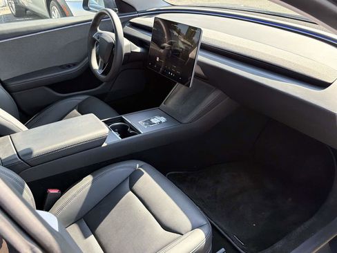 Used 2024 Tesla Model 3 Long Range image 16