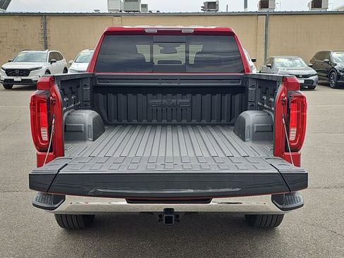 New 2026 GMC Sierra 1500 SLT image 25