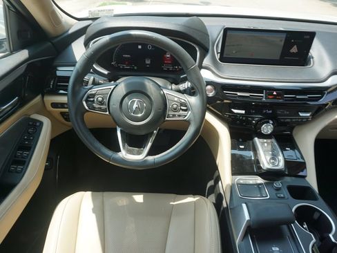 Used 2024 Acura MDX FWD w/ Technology Package image 6