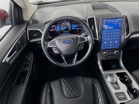 Used 2023 Ford Edge Titanium image 25