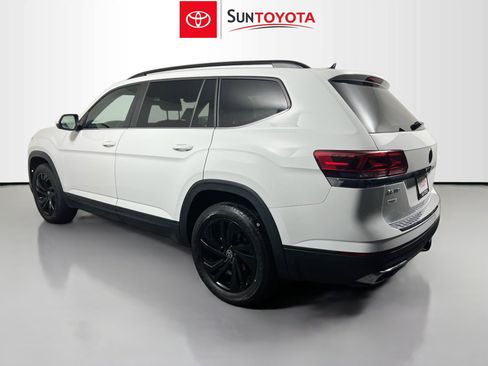 Used 2022 Volkswagen Atlas SE image 6