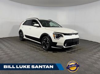 Used 2025 Kia Niro Wind FWD video 1