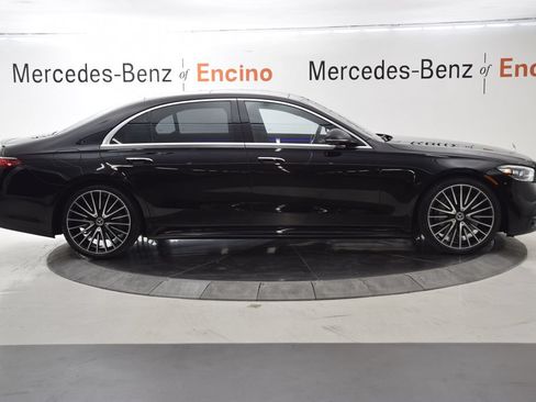 Used 2022 Mercedes-Benz S 500 4MATIC image 7