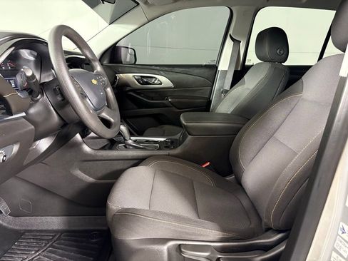 Used 2020 Chevrolet Traverse LS image 25