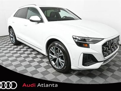 New 2025 Audi Q8 Premium