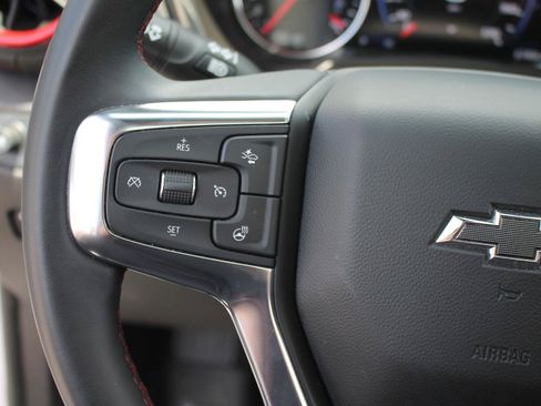 Used 2025 Chevrolet Blazer RS w/ Driver Confidence II Package AWD/4WD image 17