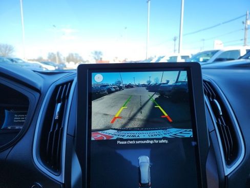 Used 2024 Ford Edge SEL w/ Convenience Package image 20