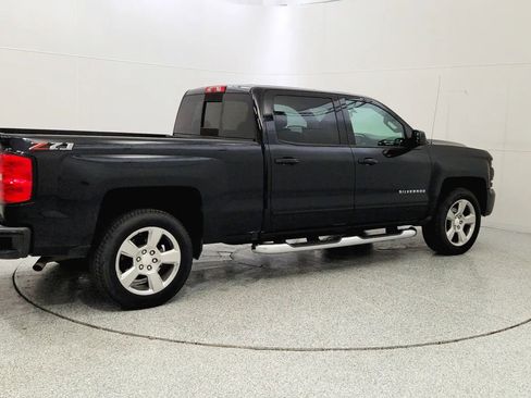 Used 2018 Chevrolet Silverado 1500 LT w/ All Star Edition image 7