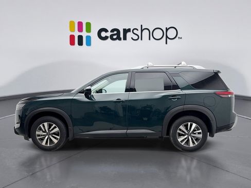 Used 2025 Nissan Pathfinder SL AWD/4WD image 2