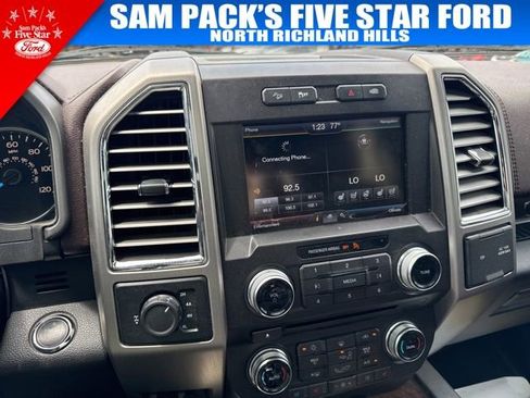 Used 2015 Ford F150 Platinum w/ Equipment Group 701A Luxury image 12