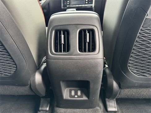 Used 2024 Hyundai Santa Cruz Limited image 15