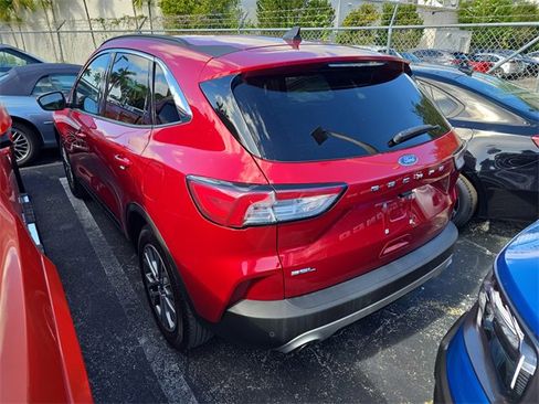 Used 2022 Ford Escape SEL image 3