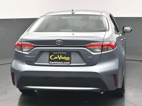 Used 2021 Toyota Corolla LE w/ Carpet Mat Package (TMS) FWD image 5