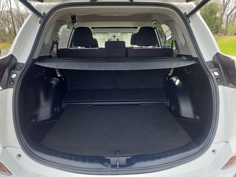 Used 2016 Toyota RAV4 XLE AWD/4WD image 29