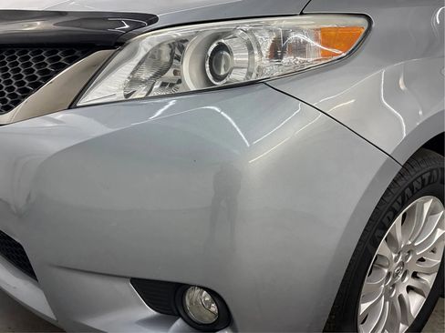 Used 2014 Toyota Sienna XLE image 33