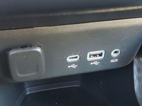 Used 2023 Chevrolet TrailBlazer ACTIV w/ Sun and Liftgate Package image 19