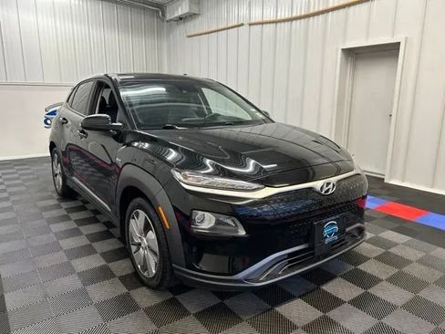 Used 2019 Hyundai Kona Limited FWD image 3
