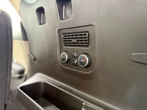 Used 2016 Hyundai Santa Fe Limited w/ Option Group 04 image 24