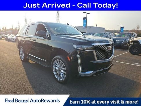 Used 2021 Cadillac Escalade Luxury AWD/4WD image 1