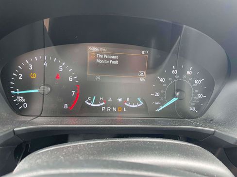 Used 2020 Ford Escape SE AWD/4WD image 9