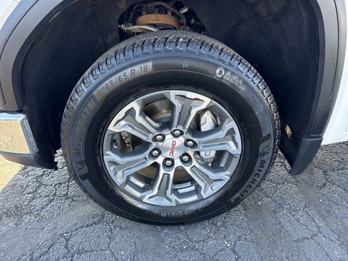Certified 2023 GMC Sierra 1500 SLT w/ Max Trailering Package image 18