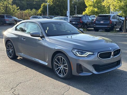 New 2025 BMW 230i xDrive Coupe w/ Premium Package AWD/4WD image 3