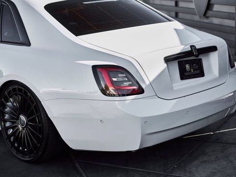 Used 2024 Rolls-Royce Ghost AWD/4WD image 11