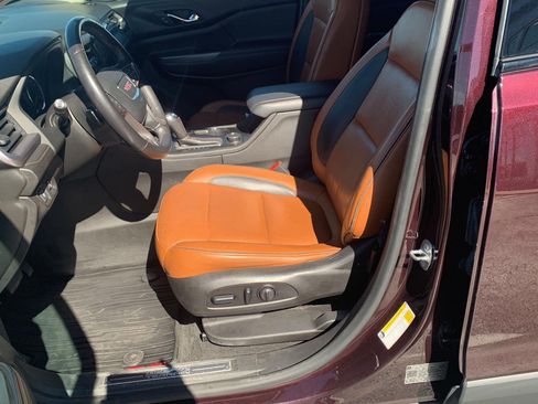 Used 2018 GMC Acadia SLT w/ LPO, Protection Package AWD/4WD image 19