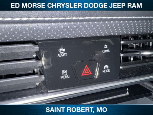 Used 2024 Volkswagen Atlas SEL Premium R-Line AWD/4WD image 18