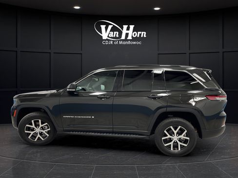 Used 2025 Jeep Grand Cherokee Limited AWD/4WD image 8