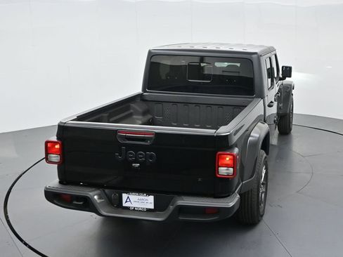 New 2025 Jeep Gladiator Sport image 50