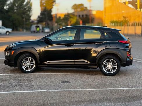 Used 2020 Hyundai Kona SE FWD image 12