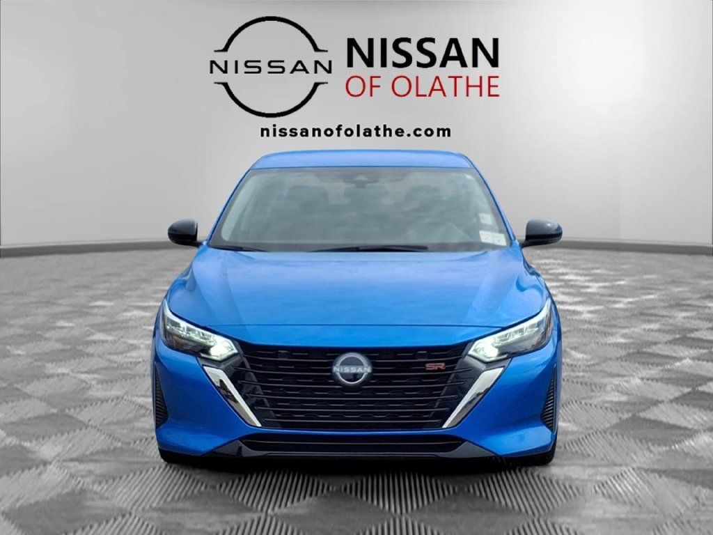Used 2025 Nissan Sentra SR FWD image 31