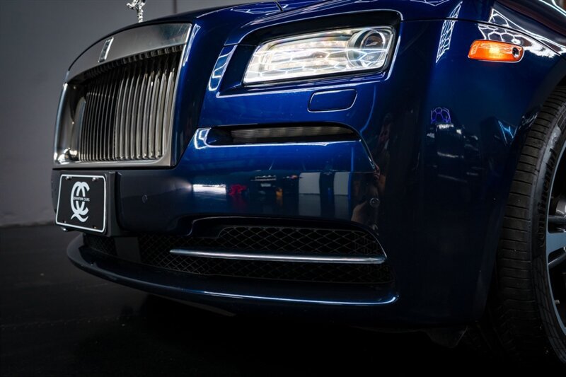 Used 2015 Rolls-Royce Wraith RWD image 12