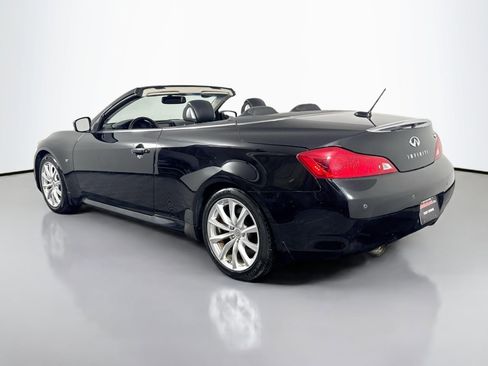 Used 2014 INFINITI Q60 Convertible w/ Premium Package image 8