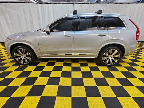 Used 2023 Volvo XC90 B6 Ultimate w/ Protection Package Premier image 6