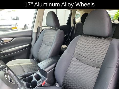 Used 2018 Nissan Rogue SV AWD/4WD image 22