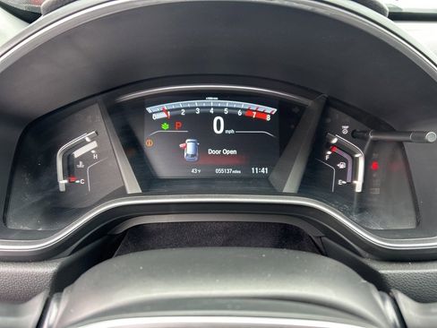 Used 2018 Honda CR-V Touring image 10