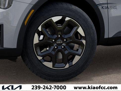 New 2026 Kia Sorento S w/ S Panoramic Sunroof Package image 9