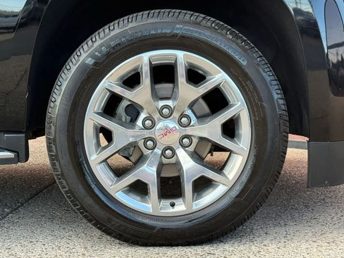Used 2016 GMC Yukon SLT w/ Open Road Package AWD/4WD image 26