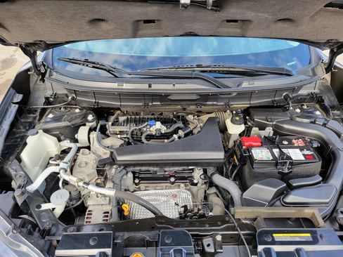 Used 2020 Nissan Rogue SV image 21