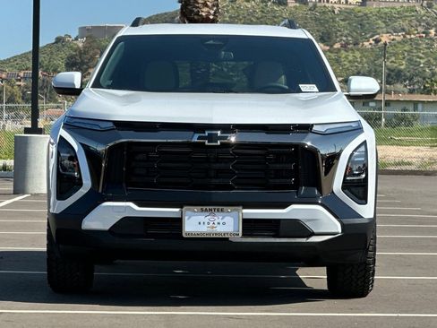 New 2026 Chevrolet Equinox ACTIV FWD image 9