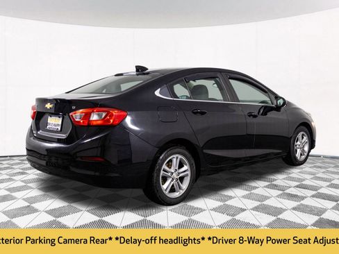 Used 2017 Chevrolet Cruze LT w/ Convenience Package image 17