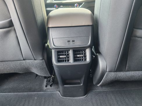 Used 2025 Chevrolet Equinox LT w/ Convenience Package II image 17