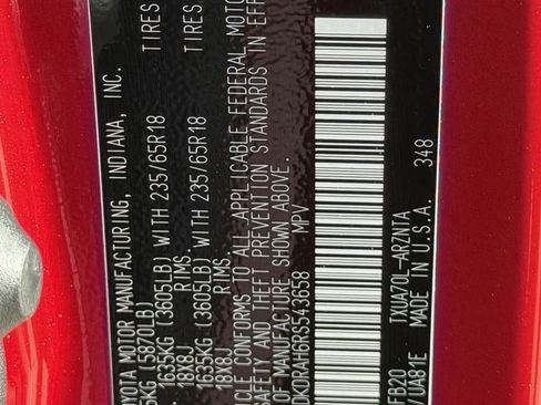 Used 2024 Toyota Highlander LE image 32