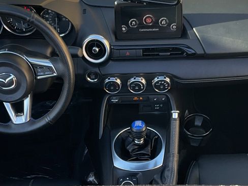 Used 2022 MAZDA MX-5 Miata RF Grand Touring w/ Weather Package image 30