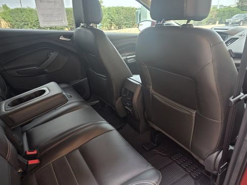 Used 2015 Ford Escape SE w/ Equipment Group 201A AWD/4WD image 21