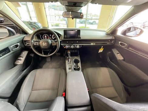 Used 2023 Honda Civic EX image 9
