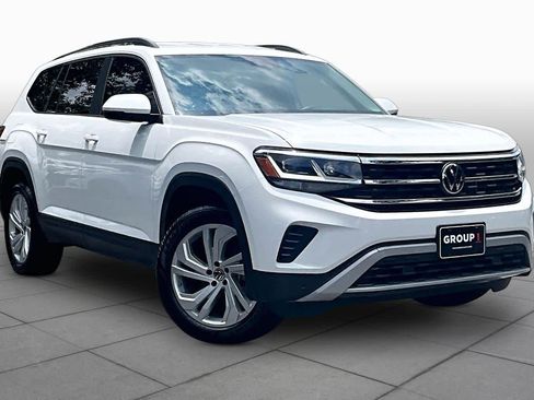 Used 2023 Volkswagen Atlas SE FWD image 3