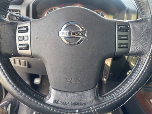 Used 2009 Nissan Titan LE image 16